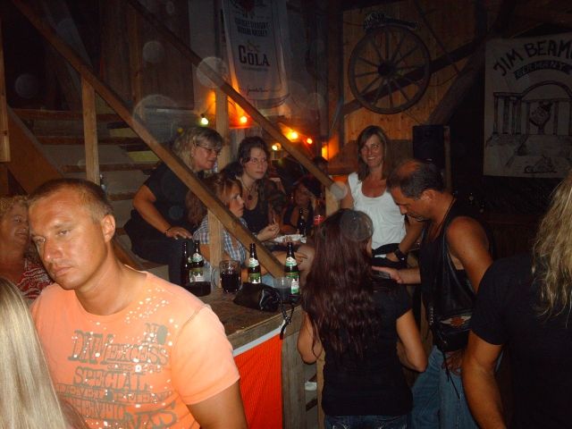 030.jpg